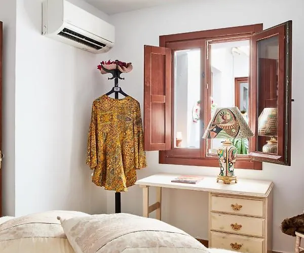 Balcon De Europa Apartment *