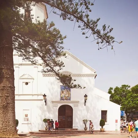 Balcon De Europa Apartmán *